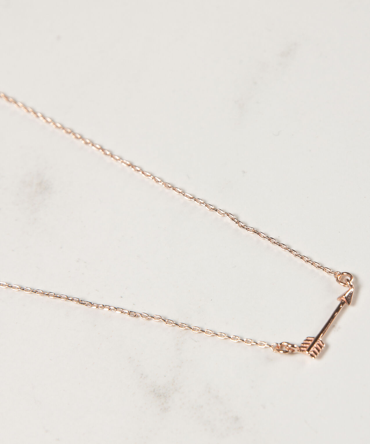 arrow pendant necklace Image 1