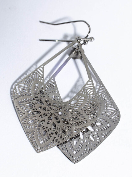 silver filigree earring Image 2
