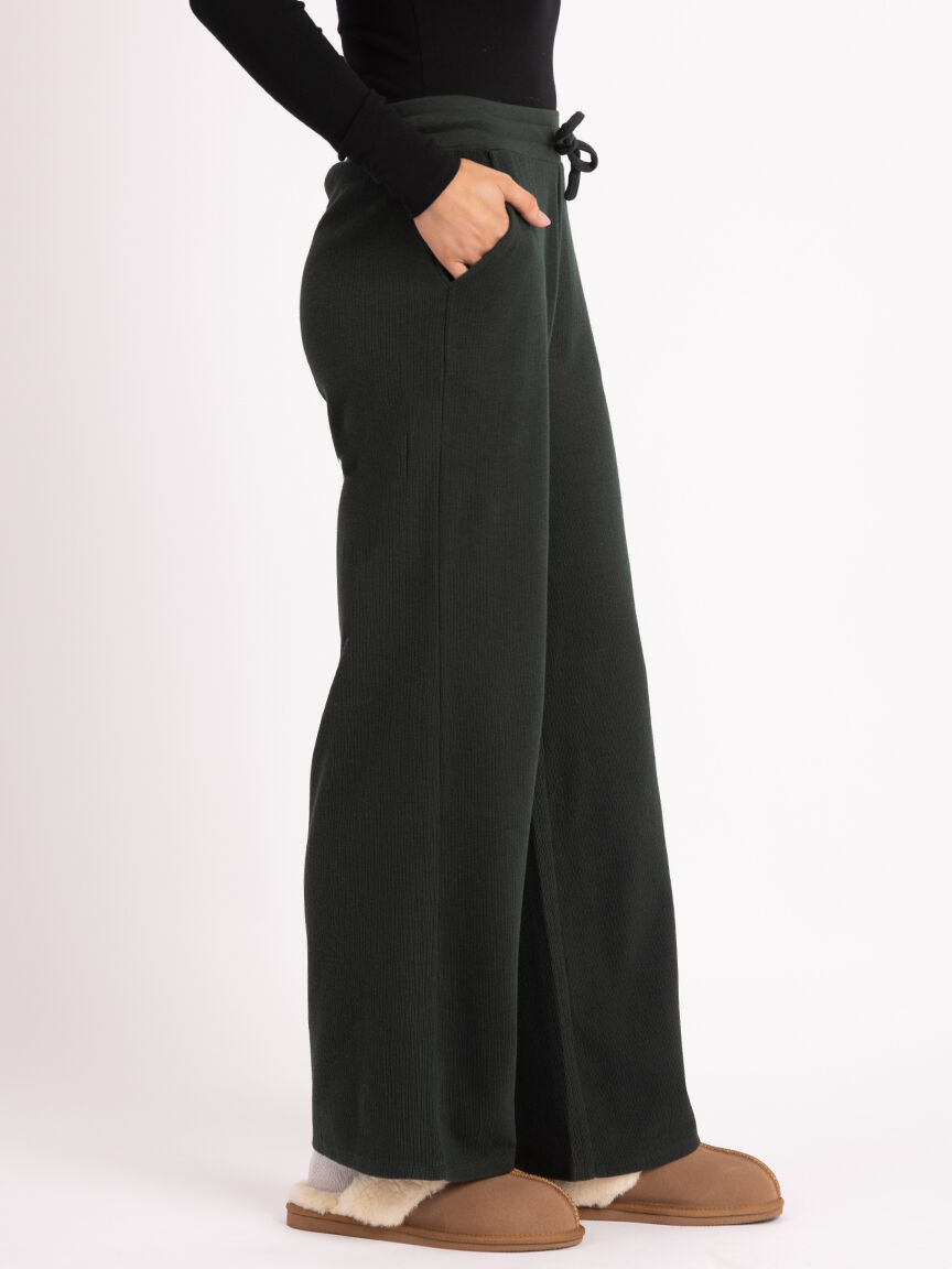 phalyn lounge bottom Image 4