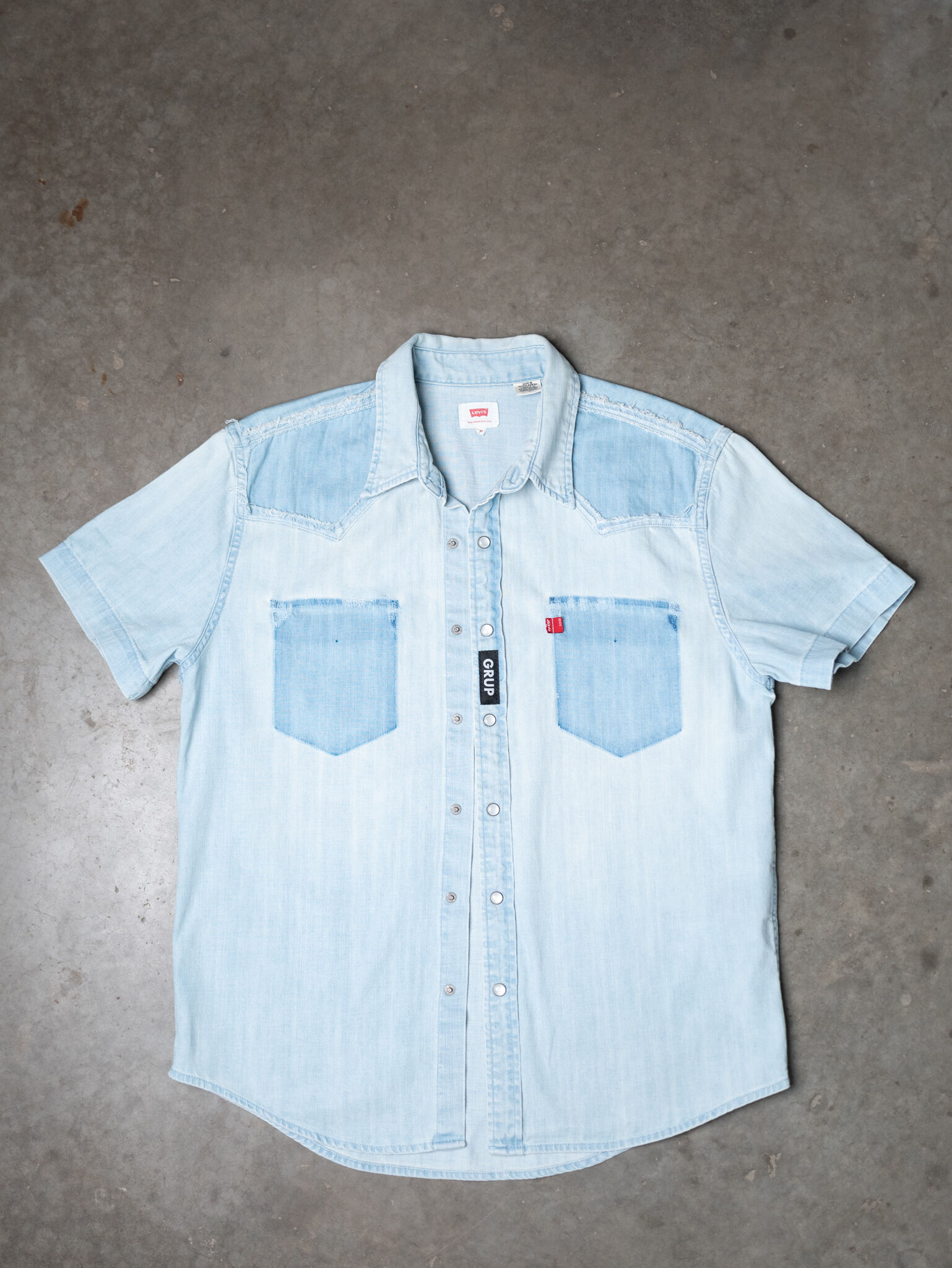 levi's short sleeve barstow denim shirt Image 1