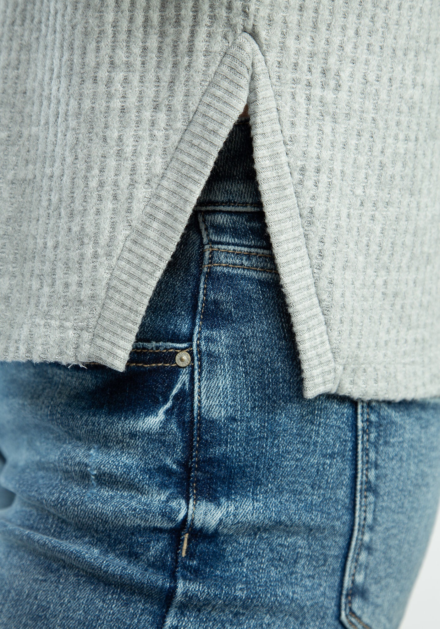 dex snap front henley Image 6