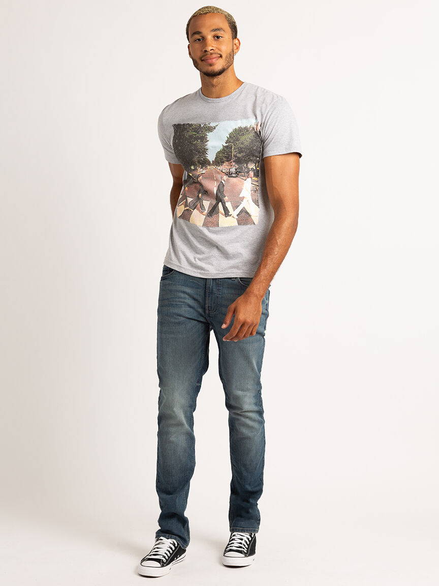 abby road graphic t-shirt Image 3