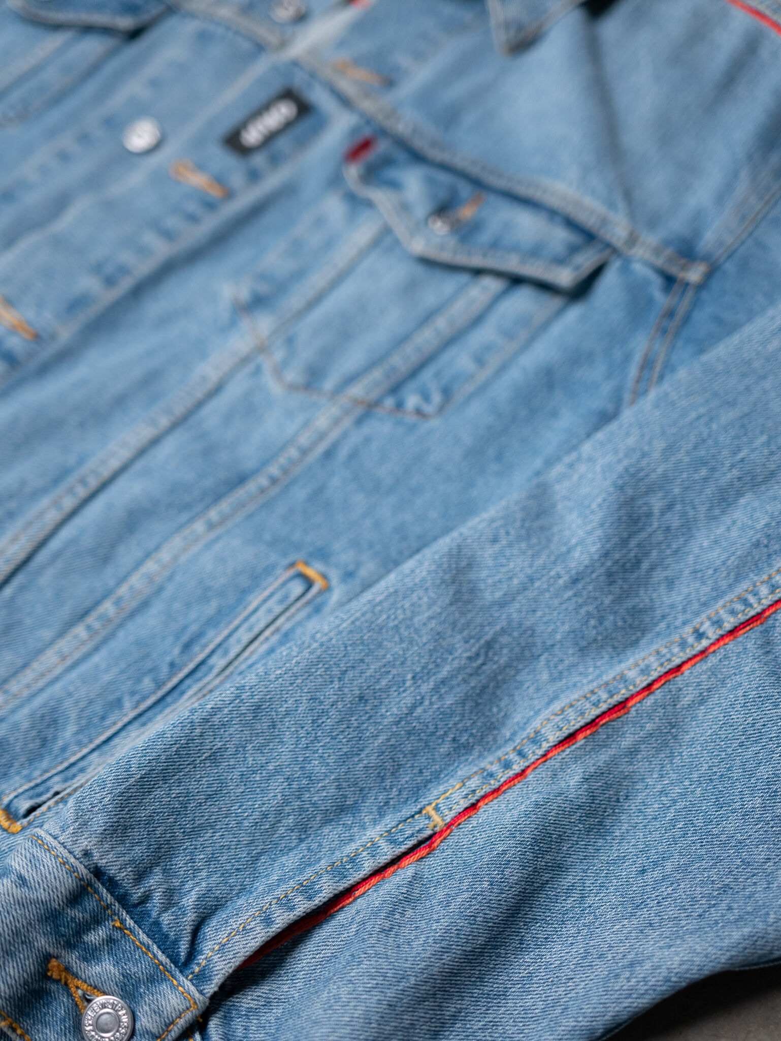 levi's type III trucker jacket with embroidery Image 3