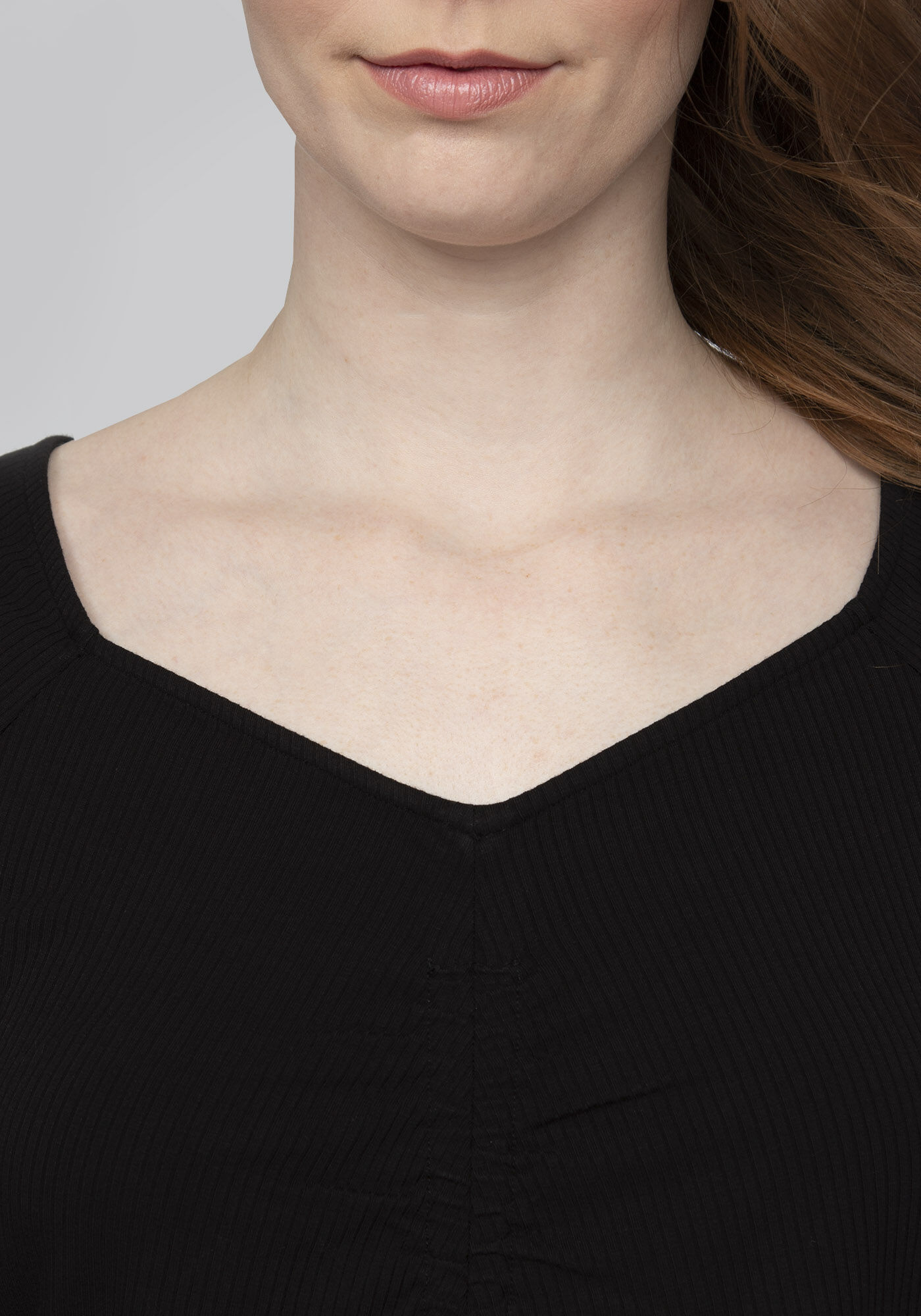 maddy channel front long sleeve Image 5