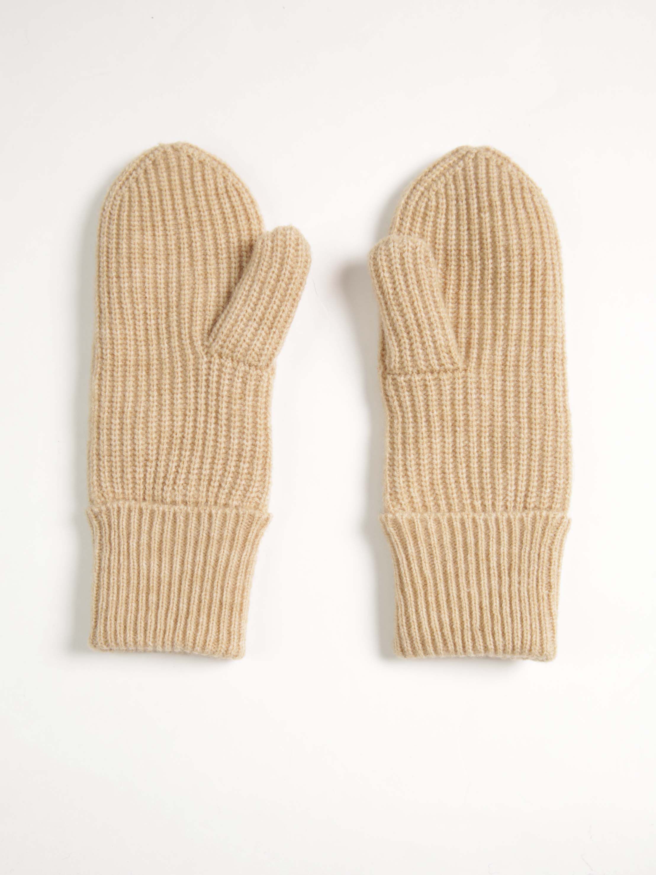women's lined mittens Image 2