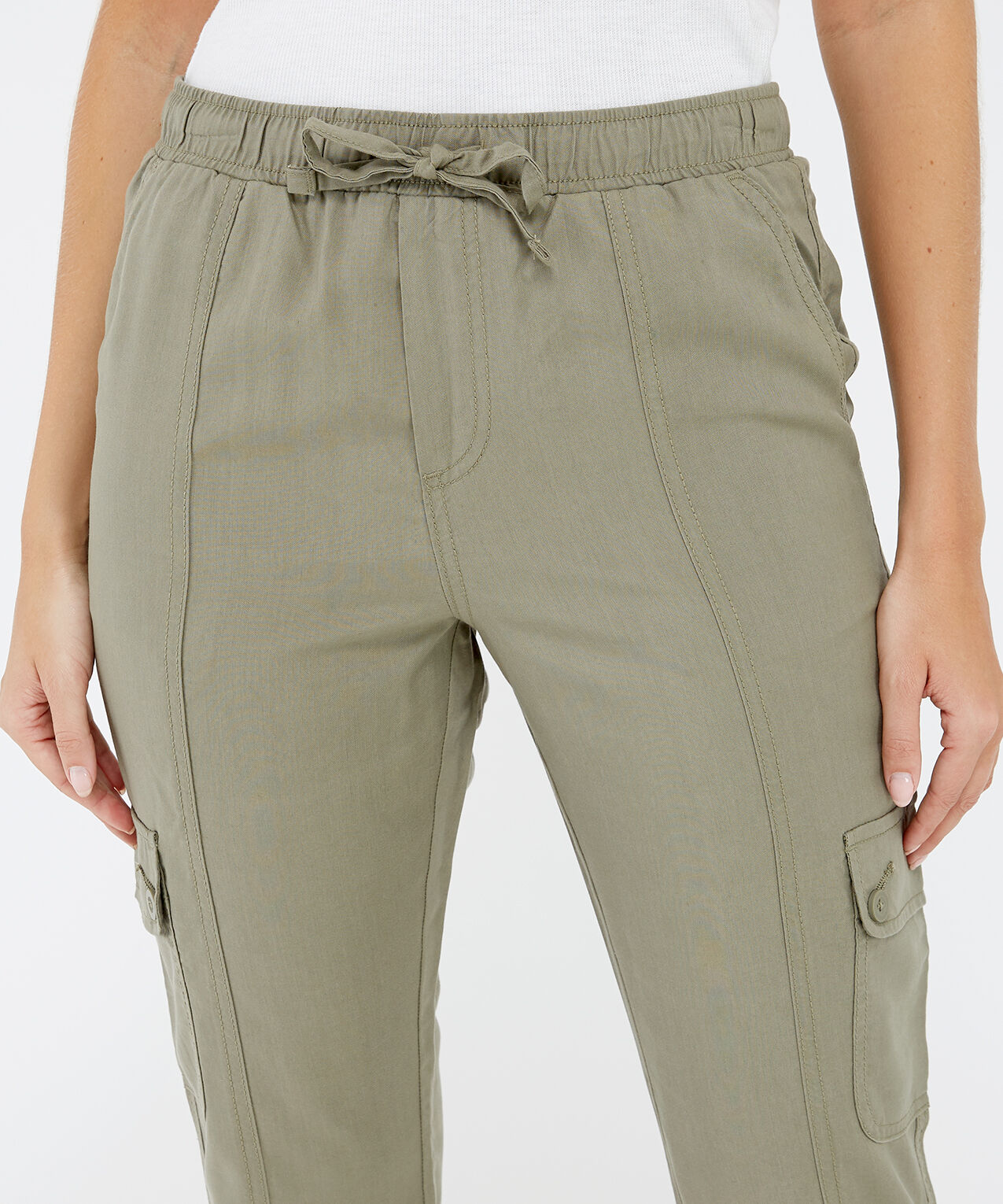 sandy soft cargo jogger sage Image 4