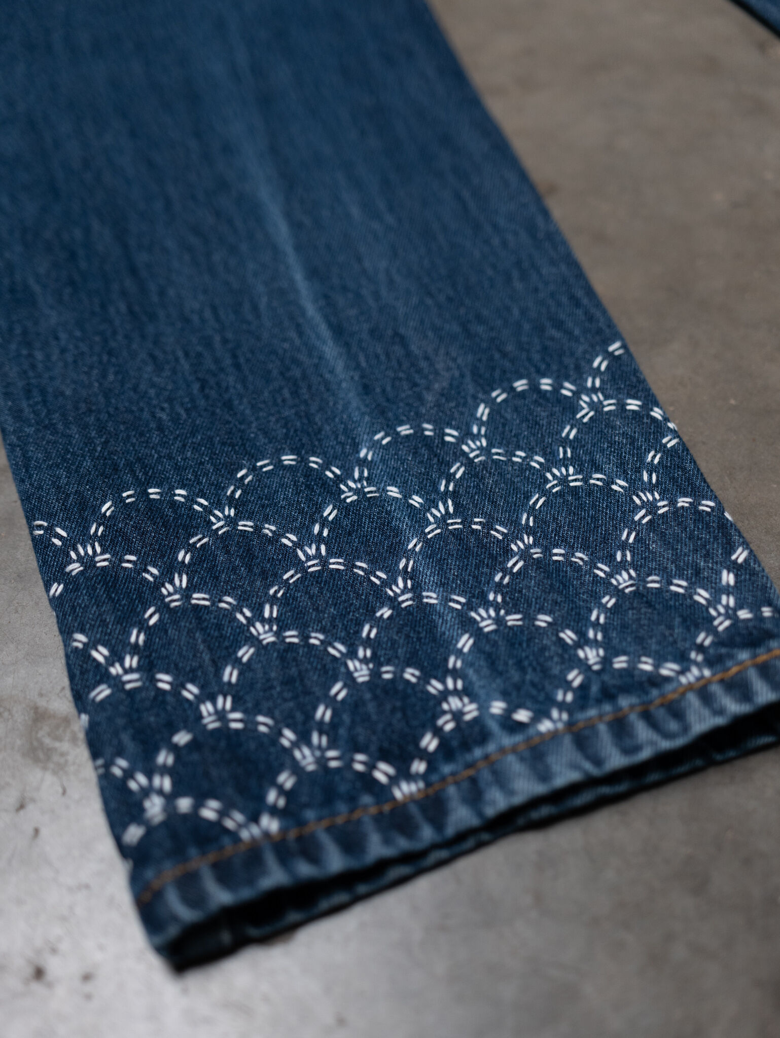 levi's 505 jean with sashiko Image 4