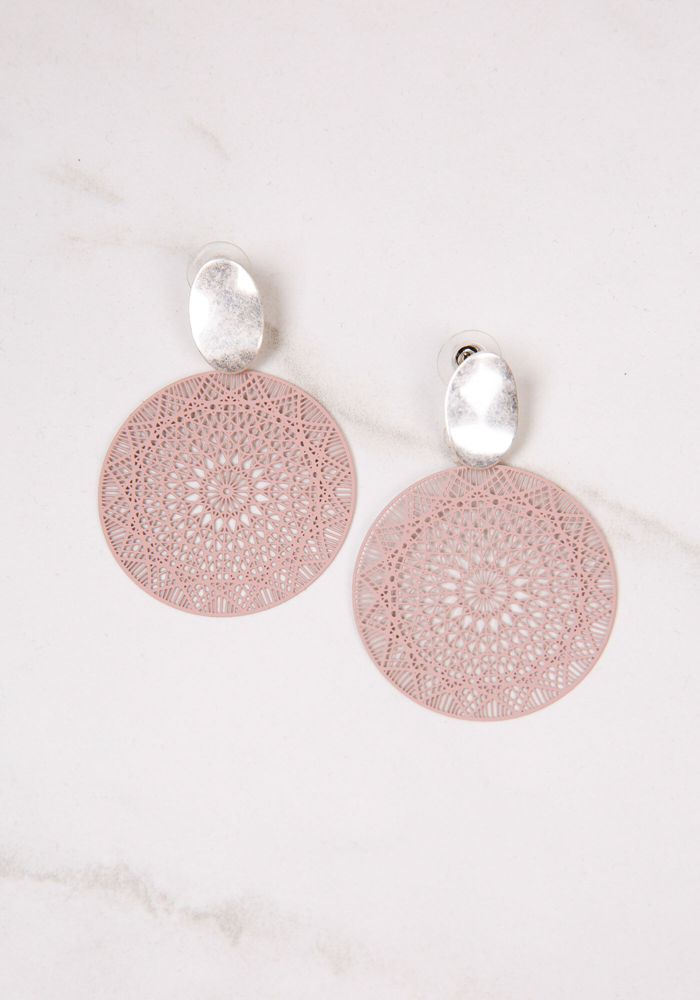 filigree earrings Image 2