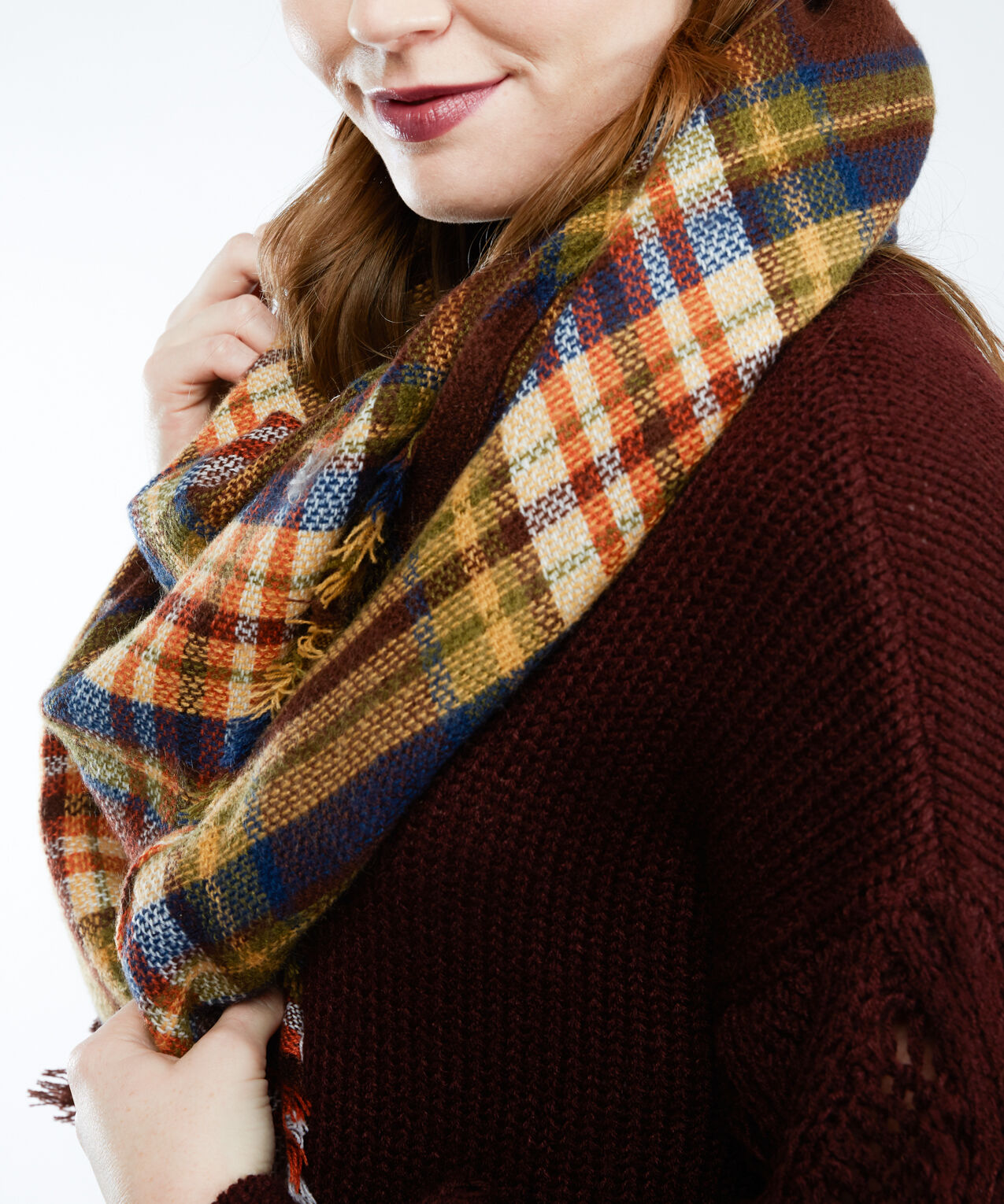 plaid triangle scarf Image 2