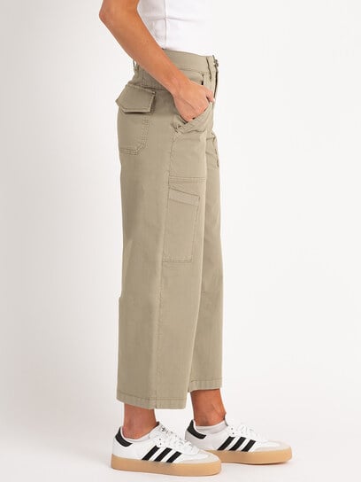 buffy high rise utility crop in olive buffy high rise utility crop in olive
