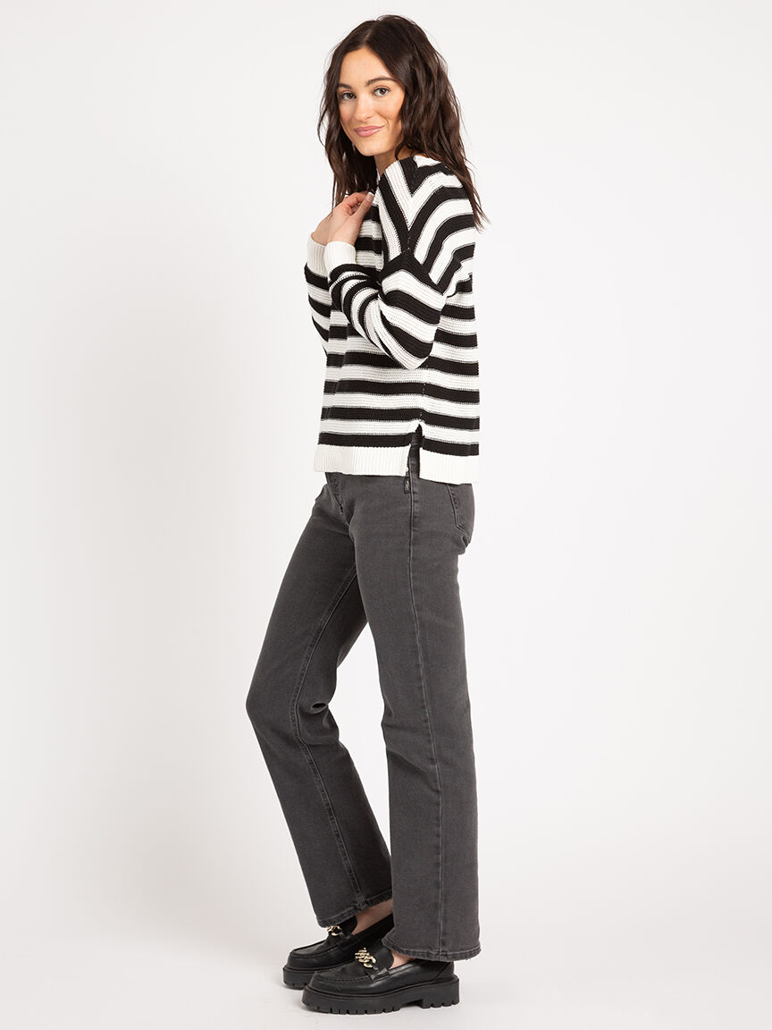 ash v-neck sweater Image 3