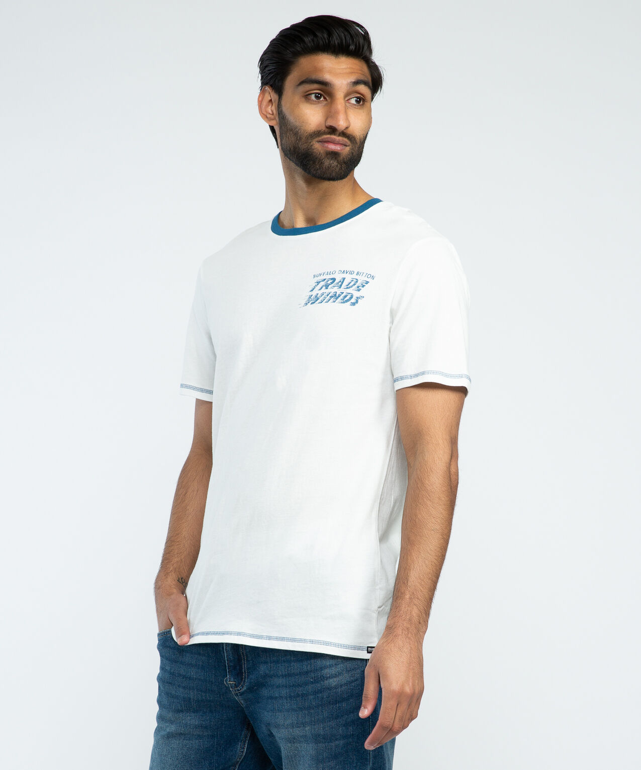 trade wind screen tee Image 3