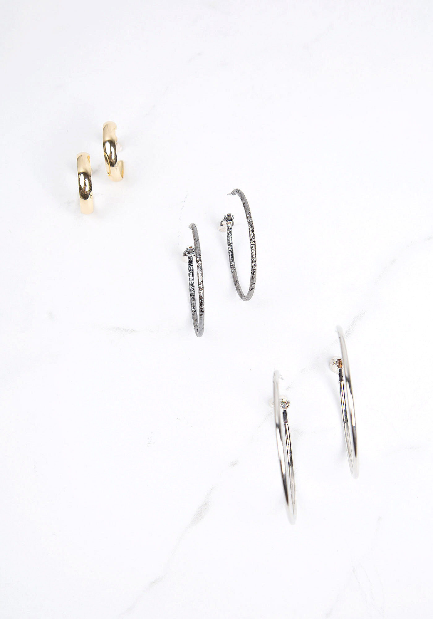 3 pack hoop earrings Image 2