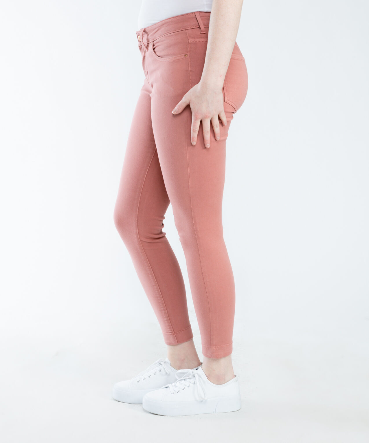coloured mid rise skinny jeans dusty rose Image 4