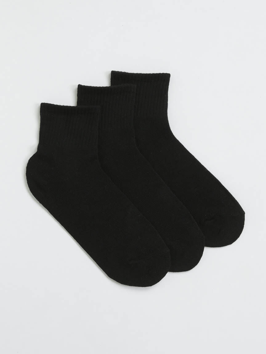 women's essential 3 pack crew socks Image 1
