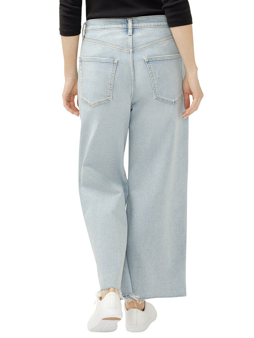 Be Easy High Rise Wide Leg Cropped Jeans