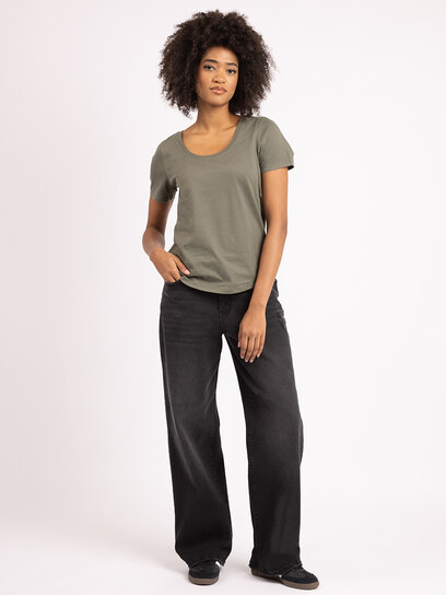 saige scoop neck t-shirt saige scoop neck t-shirt