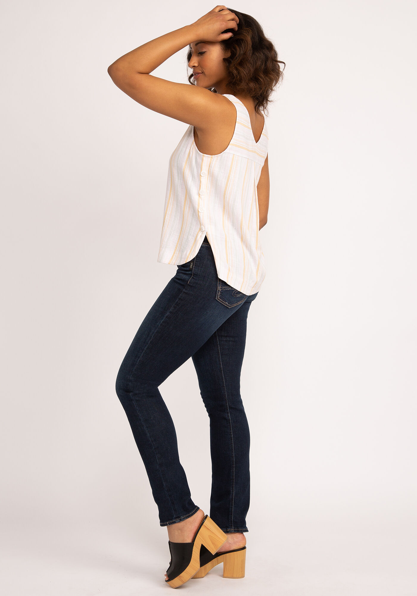 millie v-neck tank top Image 4