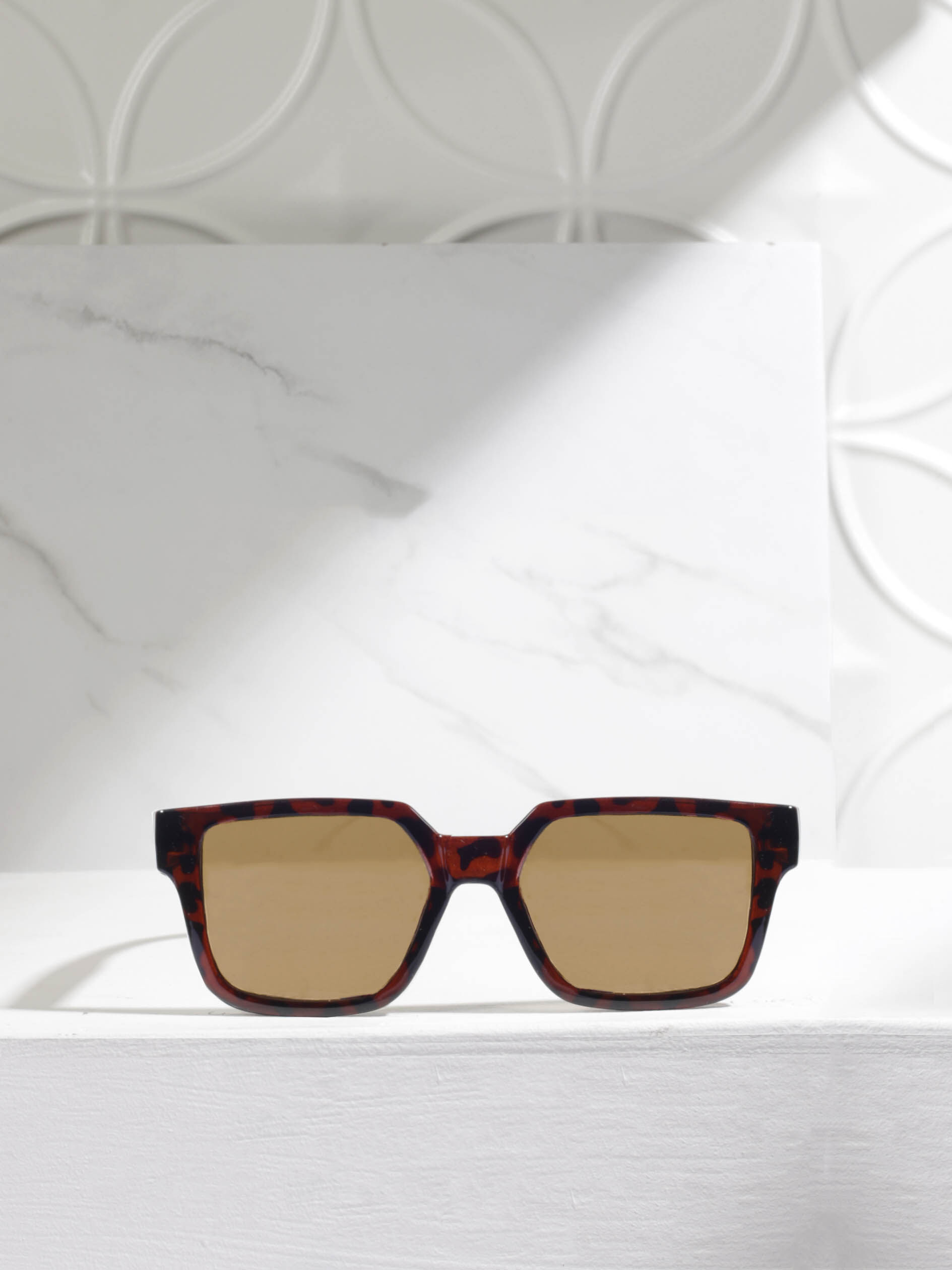 rectangle frame sunglasses Image 1