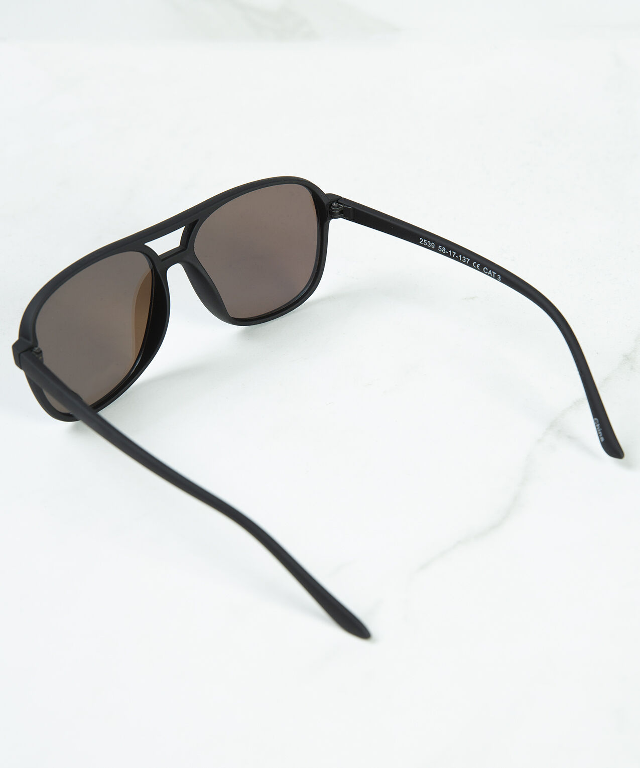 blue lens sunglasses Image 3