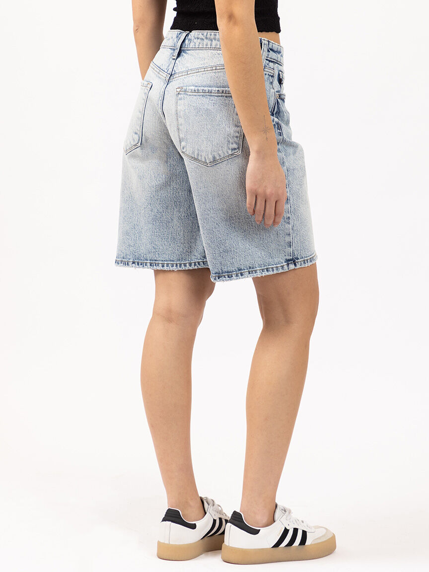 relaxed bermuda short