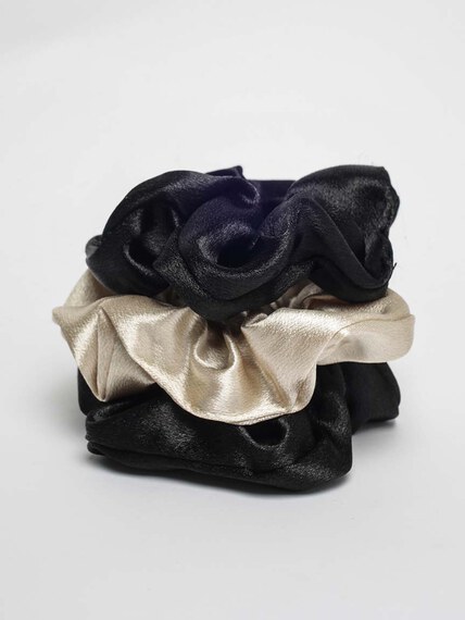 3 pack satin srunchies 3 pack satin srunchies Image 2