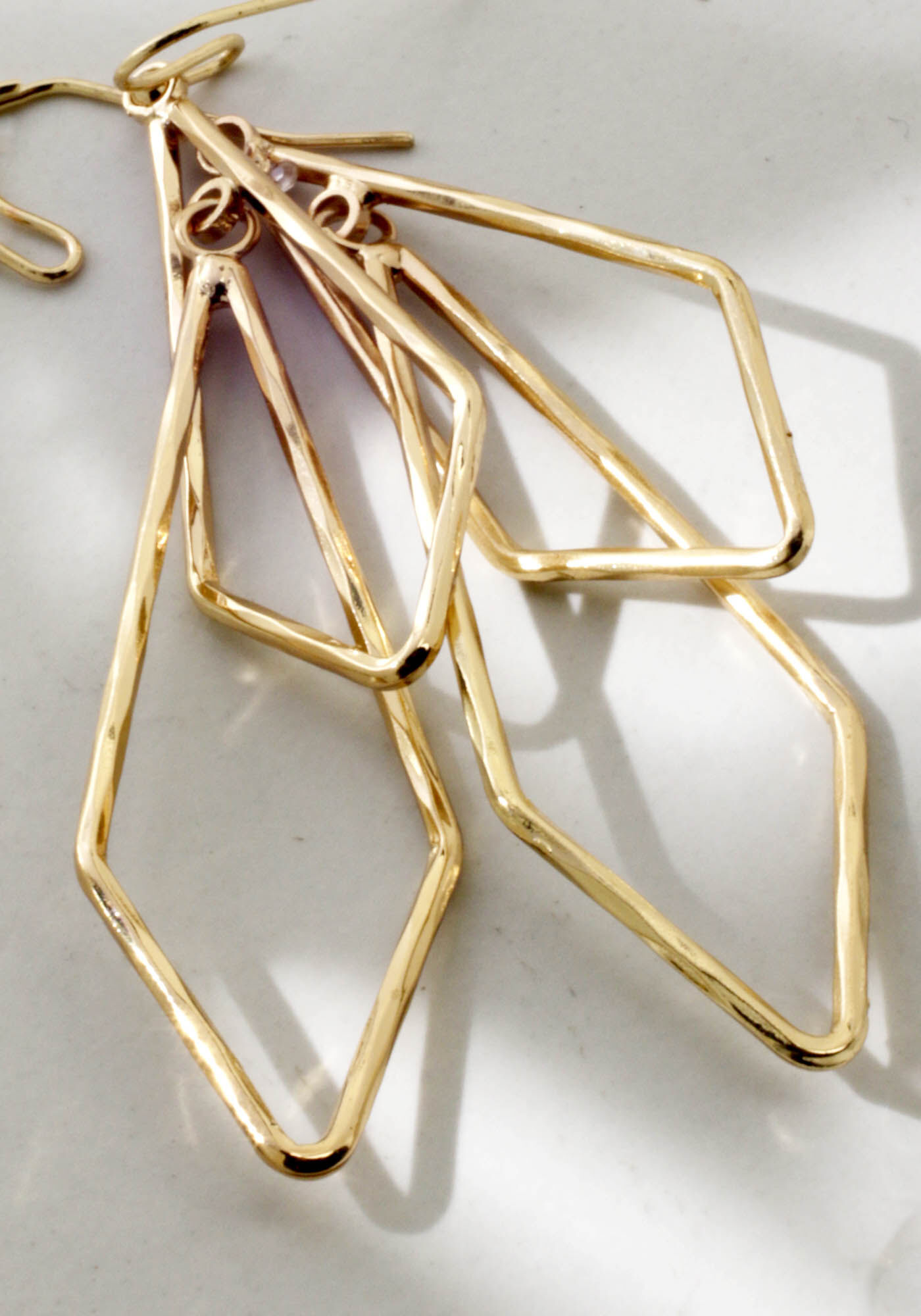 geometric dangle earrings Image 2