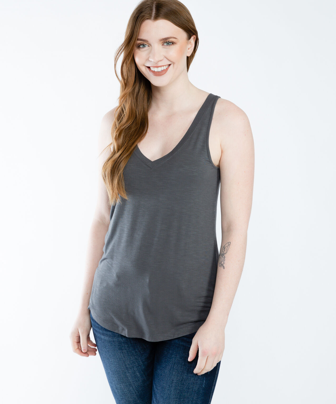 textured knit v neck tank - ela Image 1