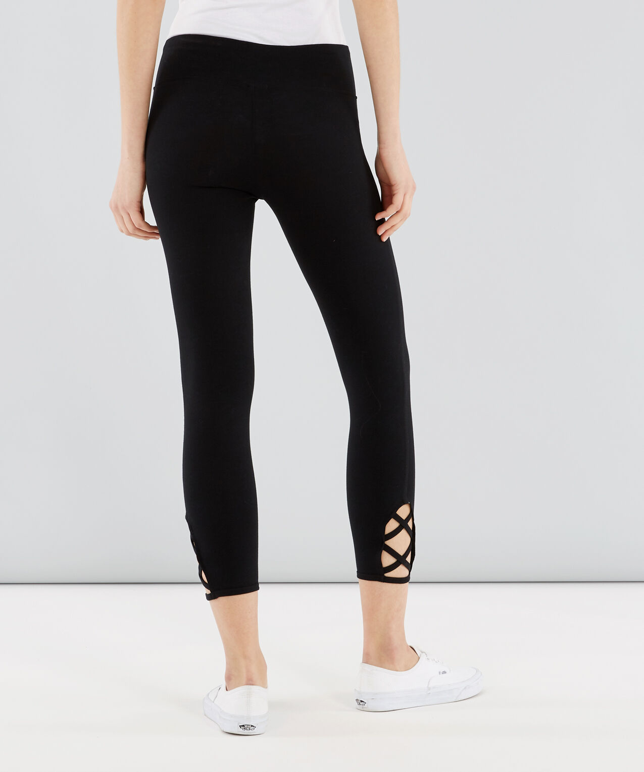 nala lattice crop legging Image 2