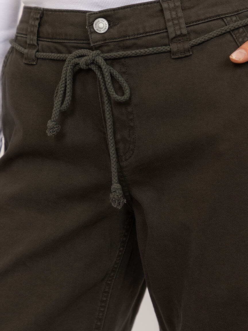 low slung baggy wide leg jean