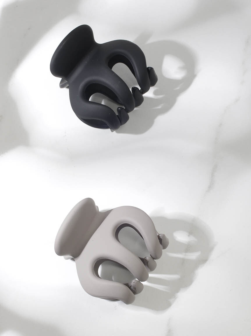 2 pack medium size claw clips Image 2