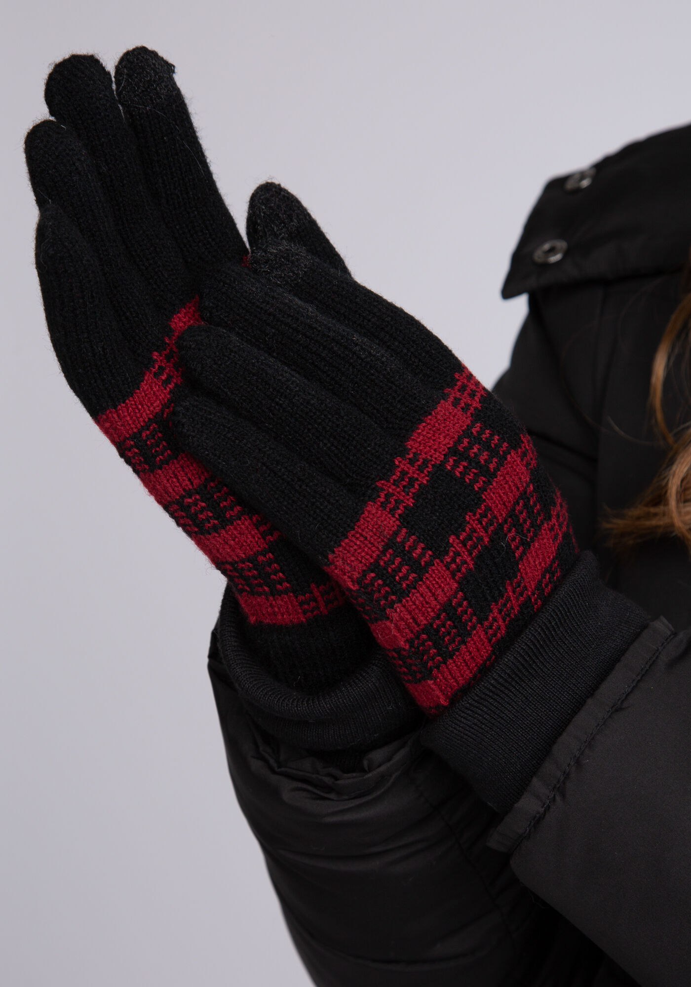 bb women gloves red buffalo plaid Image 3