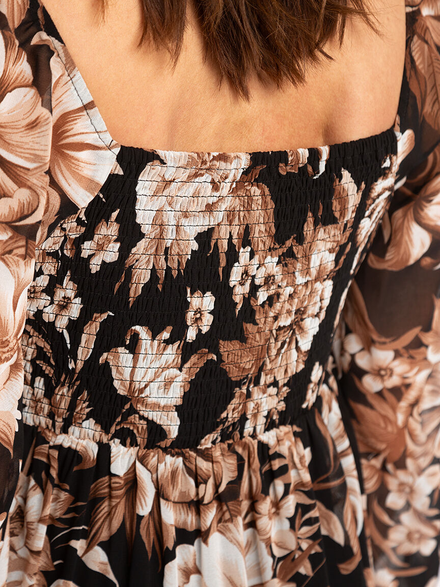 granger square neck knee length dress Image 5