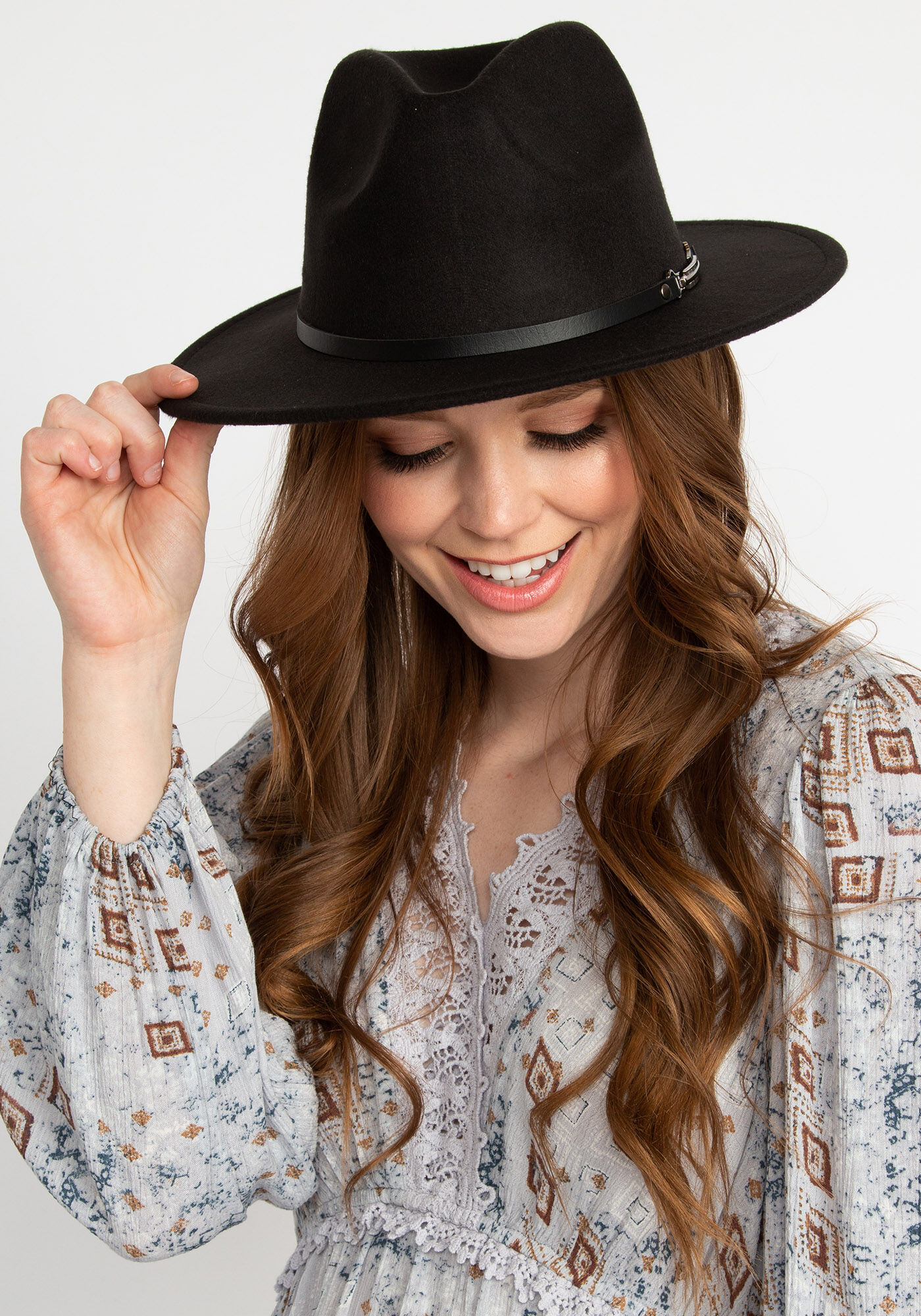 Panama hat shop felt