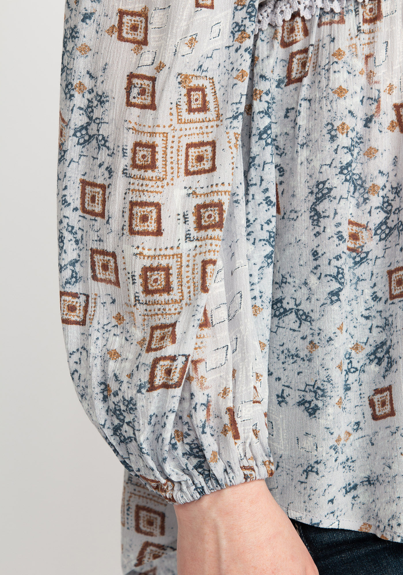 vienna crochet trim peasant blouse  Image 6