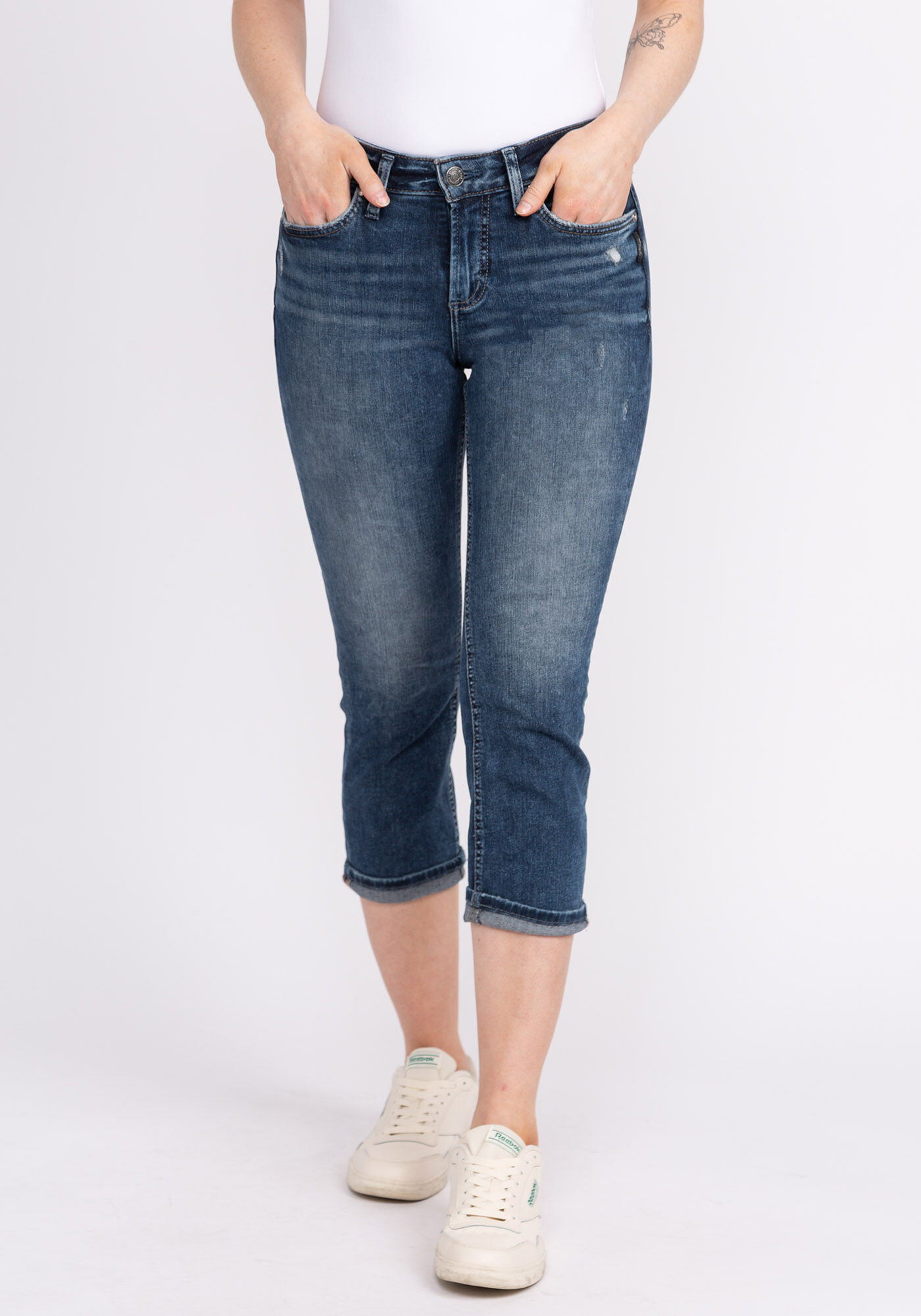 suki mid rise dark wash capris SILVER 2000006147