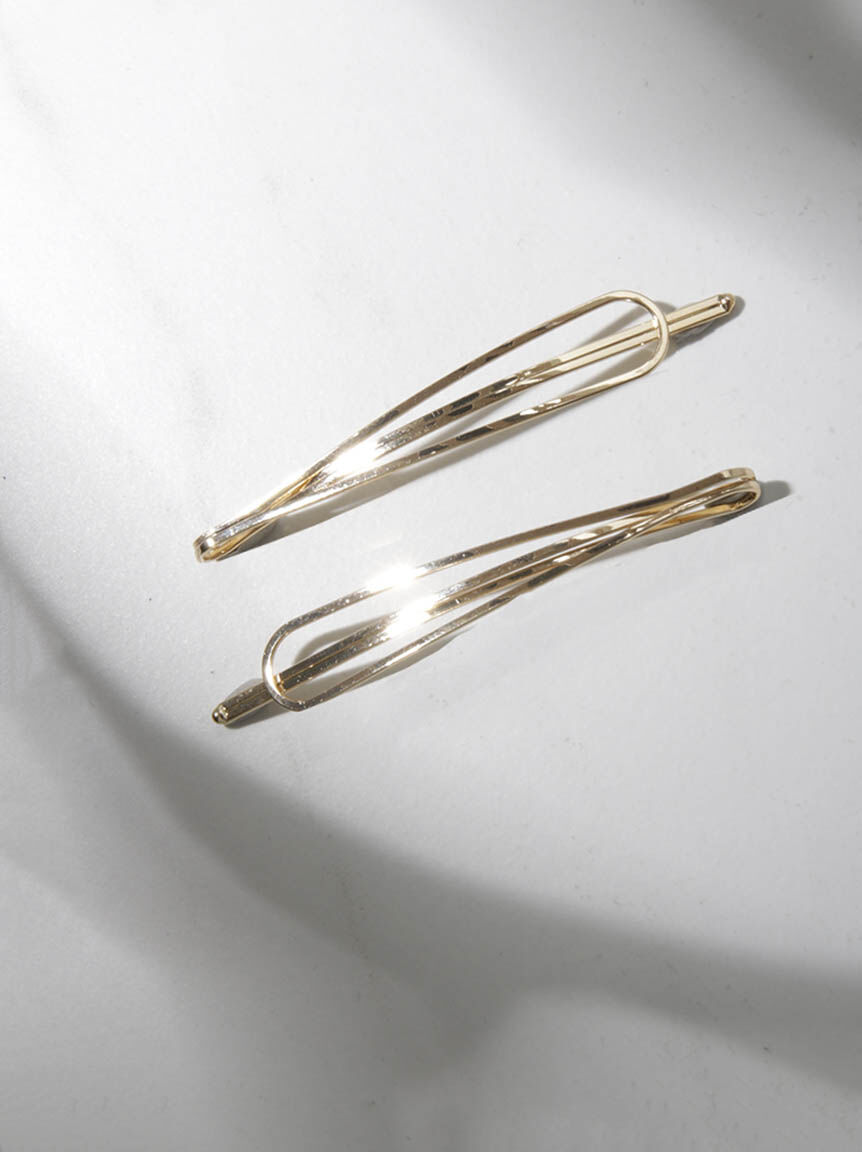 2 pack gold hair pins Image 1