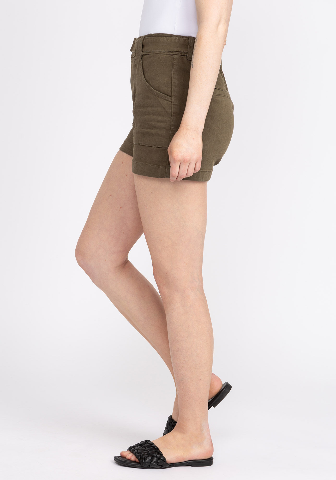 ultra-high rise belted short Image 4