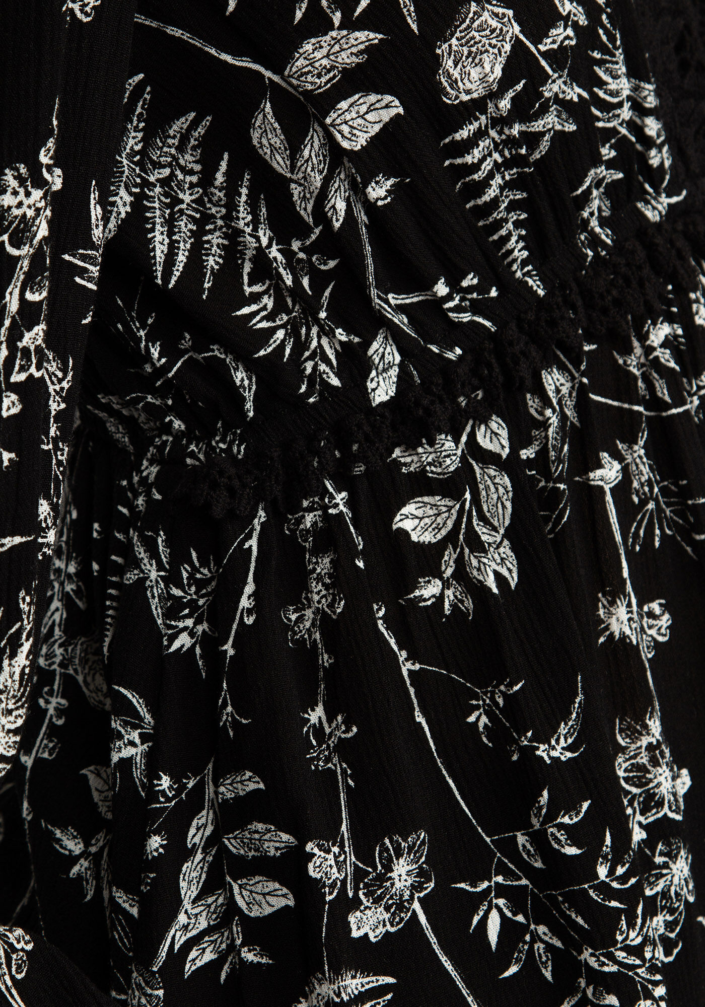 vienna crochet trim peasant blouse  Image 6