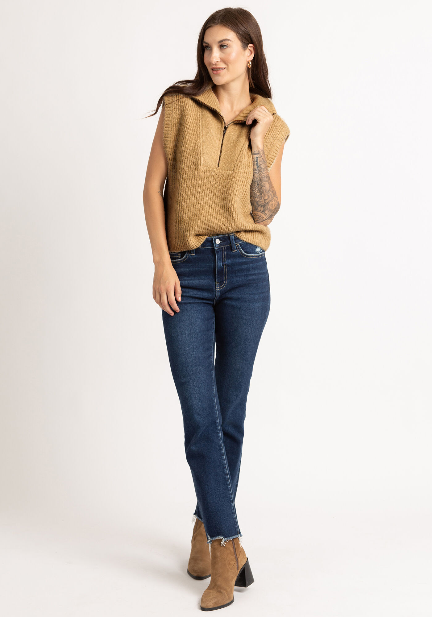 1/2 zip sleeveless pop over Image 4