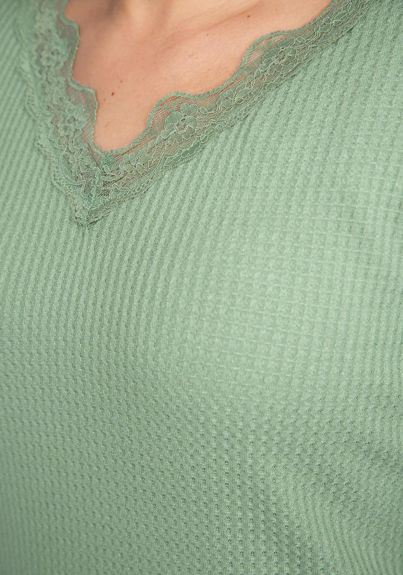 everly crochet trim longsleeve Image 6