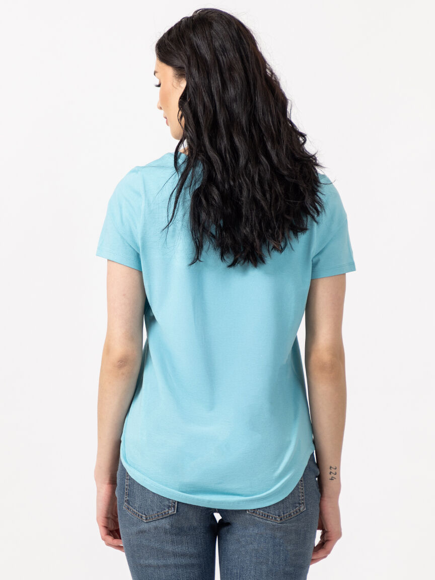 vickie v neck t-shirt Image 3