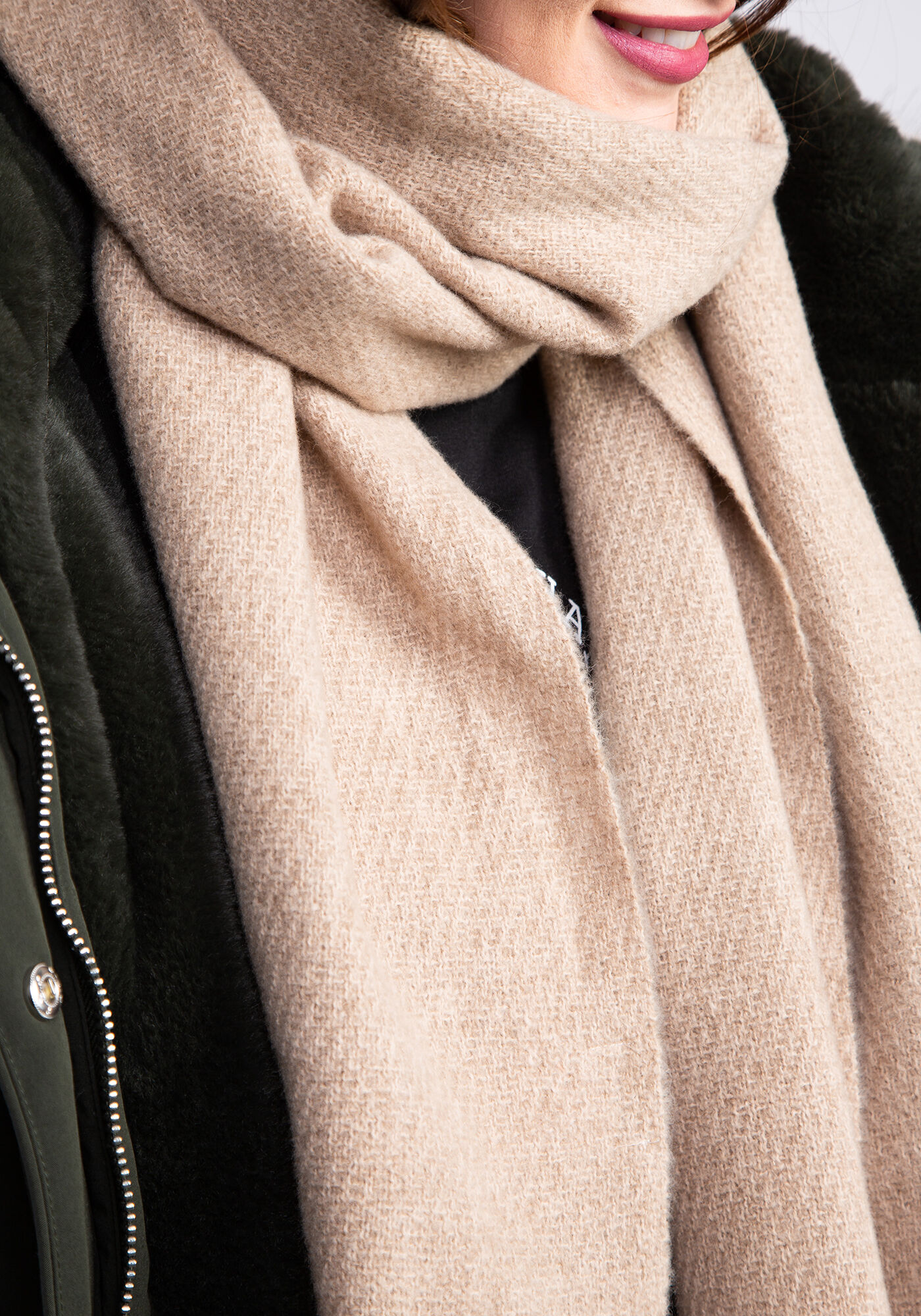 recycled poly scarf w frayed edge Image 4