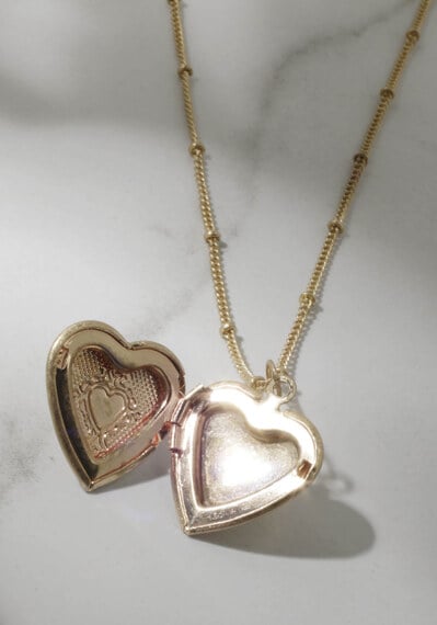 heart locket necklace Image 5