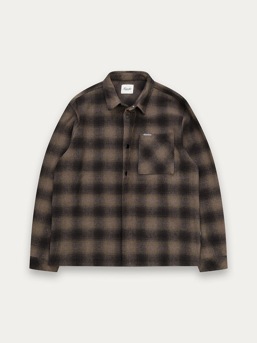 plaid pocket shirt