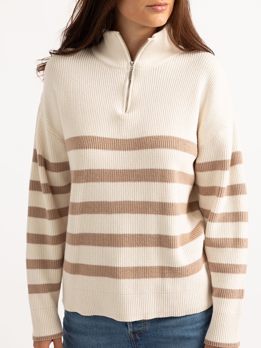 1/2 zip striped popover Image 5
