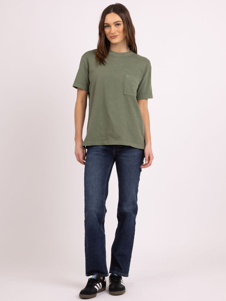 kade crewneck tshirt