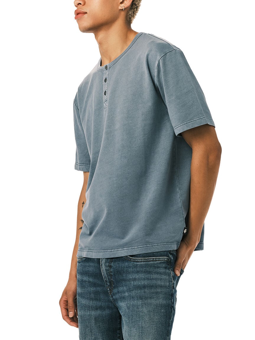 kandor short sleeve henley t-shirt