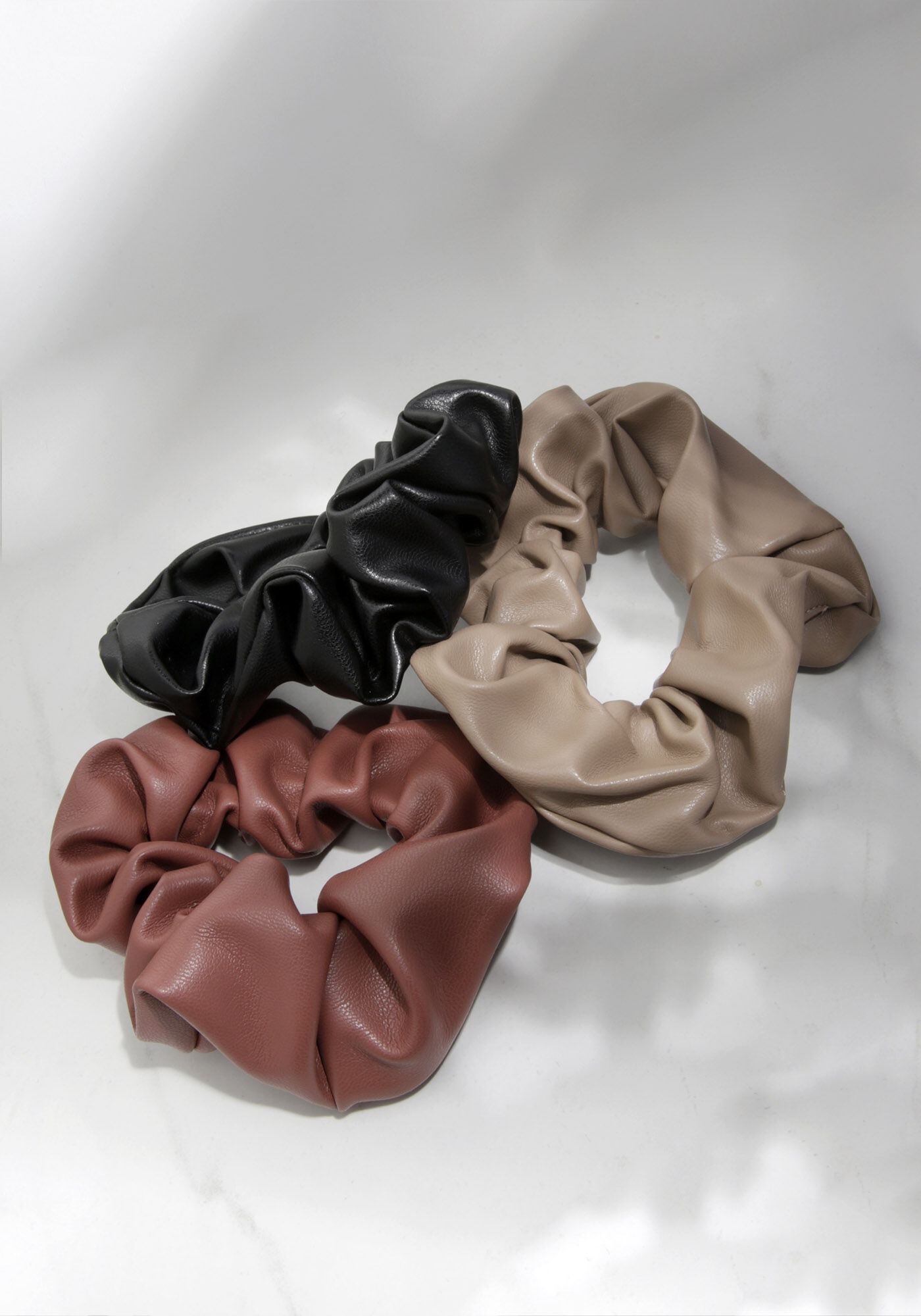 3 pack scrunchies Image 3