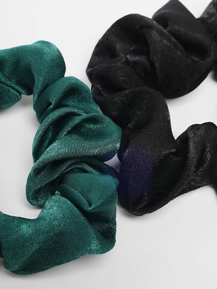 2 pack satin scrunchies Image 3